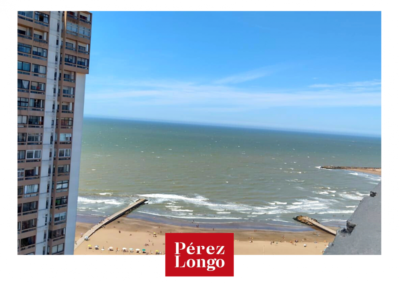 DEPARTAMENTO 2 AMBIENTES AL FRENTE CON VISTA LATERAL AL MAR