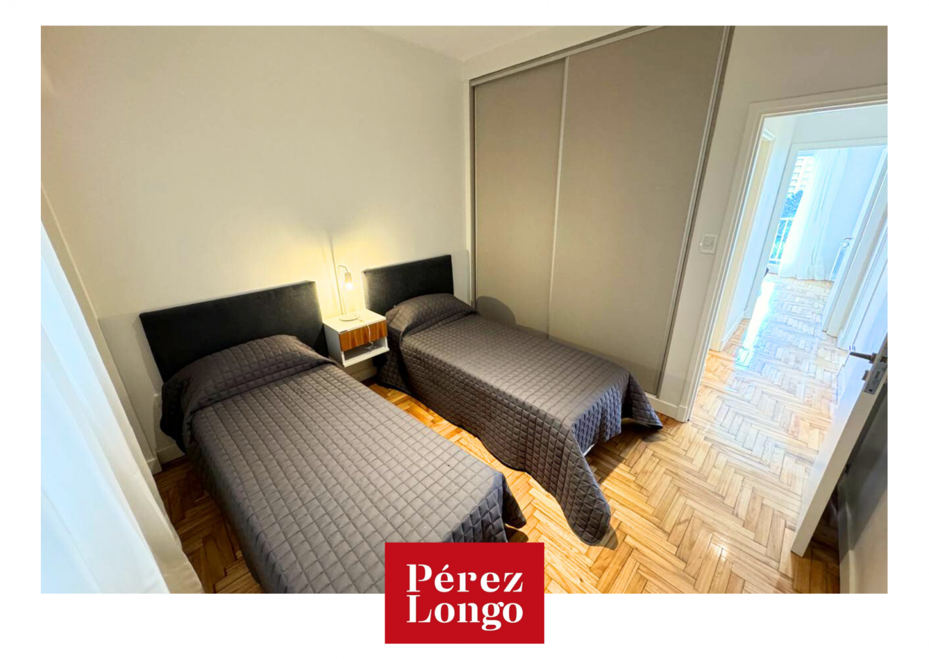 Departamento 3 ambientes con balcon y vista a la Plaza Colon
