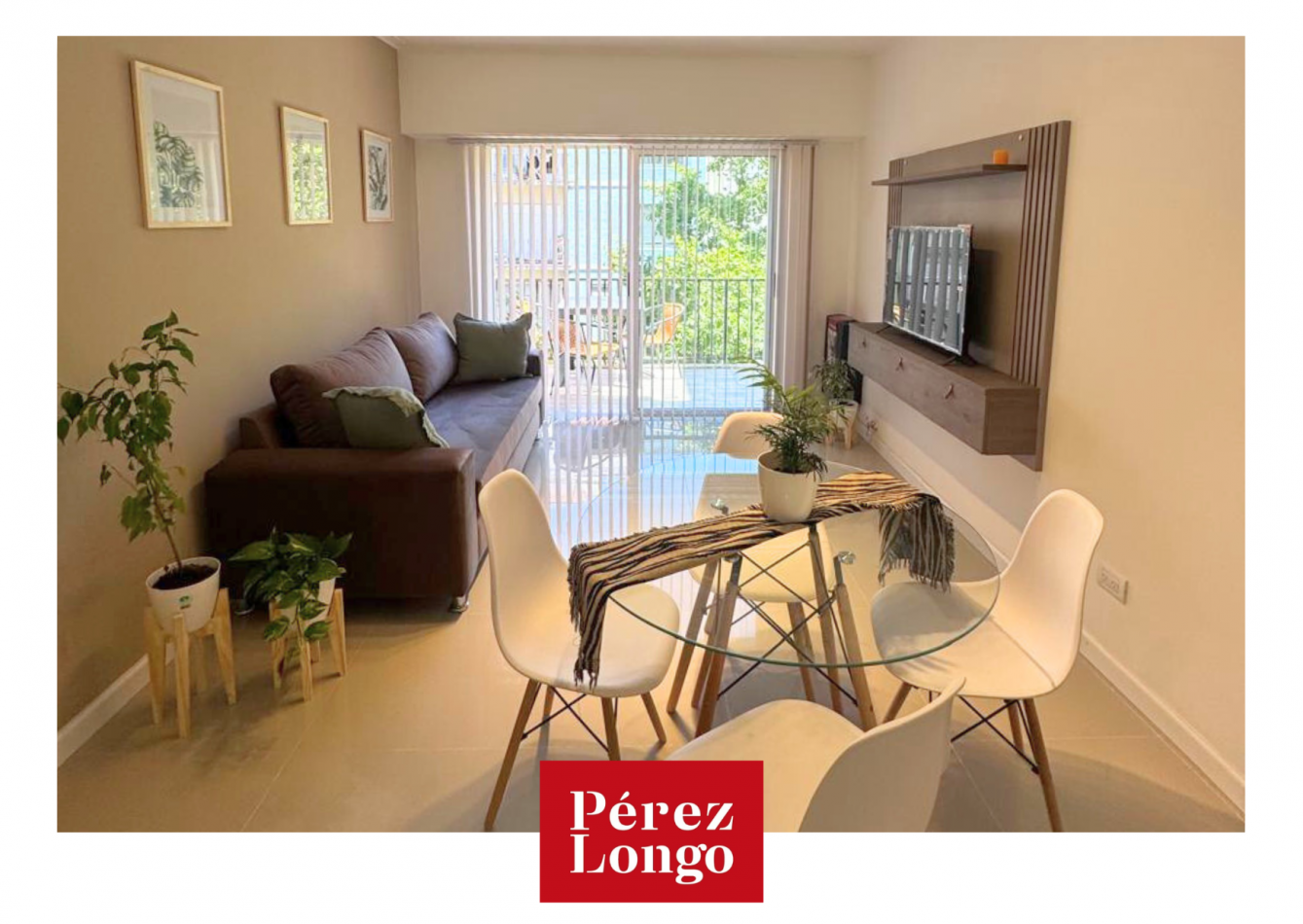 Departamento 2 ambientes con dependencia y balcon terraza con parrilla