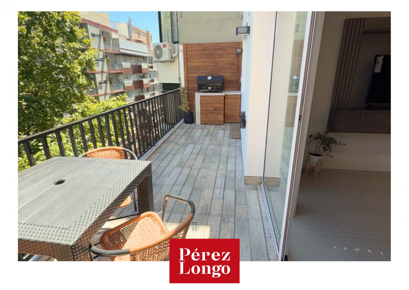 Departamento 2 ambientes con dependencia y balcon terraza con parrilla