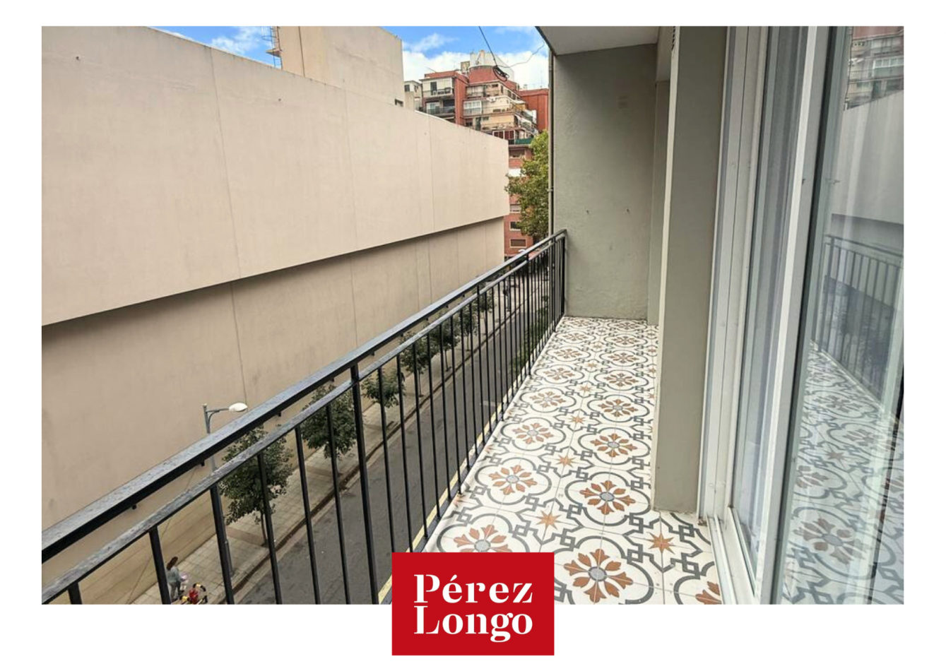 DEPARTAMENTO 3 AMBIENTES CON BALCON CORRIDO