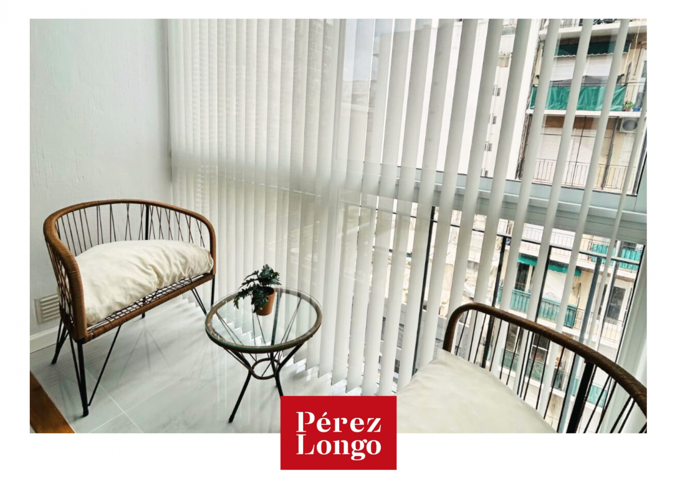 DEPARTAMENTO MONOAMBIENTE AL FRENTE CON BLACON